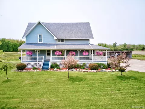 8939 Fargo Rd, Greenwood, MI 48006