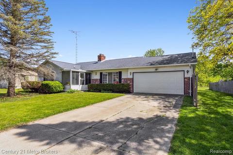 5169 Sunburst, Flint, MI 48532