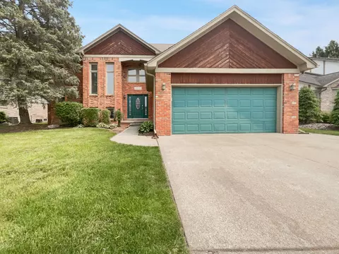 39722 Brylor, Clinton Township, MI 48038