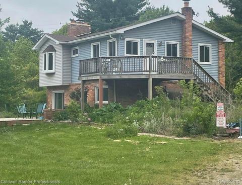 2683 N Branch Rd, North Branch, MI 48461
