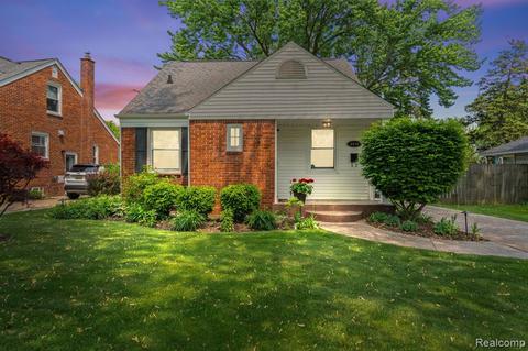 4410 Elmwood Ave, Royal Oak, MI 48073