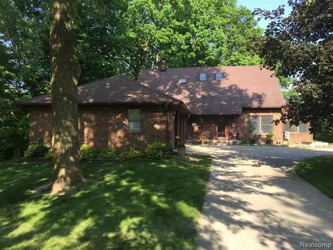 3540 Timberline Dr, Clyde, MI 48049