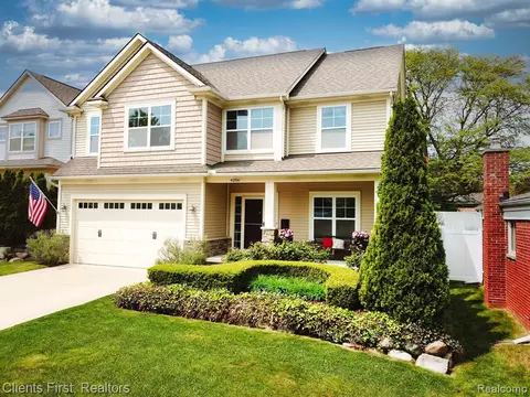 4206 Springer Ave, Royal Oak, MI 48073