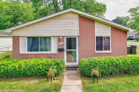 23753 Champaign St, Taylor, MI 48180