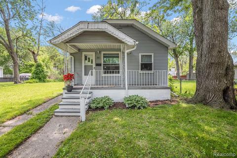 371 W Milton Ave, Hazel Park, MI 48030