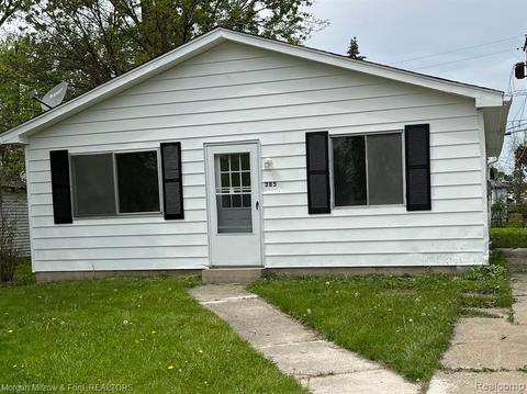 385 E Sheffield Ave, Pontiac, MI 48340