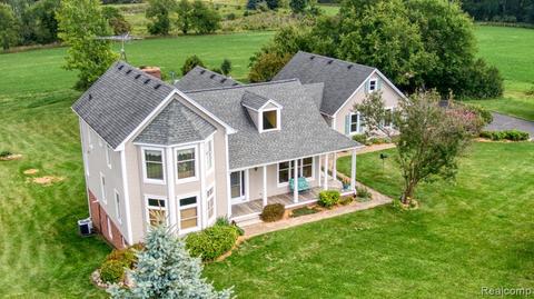 5311 E Sherwood Rd, Webberville, MI 48892