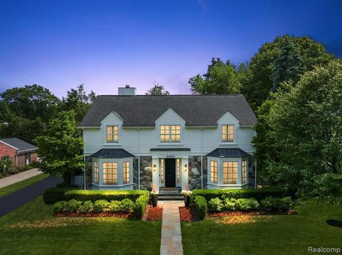 3559 Burning Bush Rd, Bloomfield Hills, MI 48301