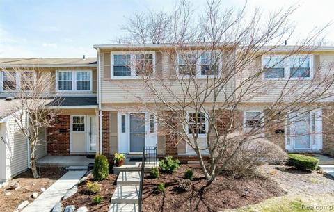 5113 Buckingham # 401, Troy, MI 48098