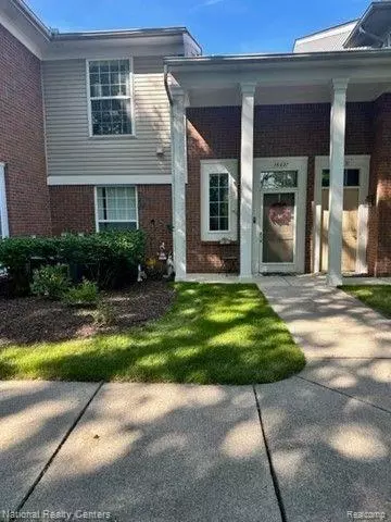 16827 Dover Dr, Northville, MI 48168