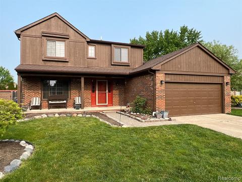 28137 N Kingswood, Warren, MI 48092