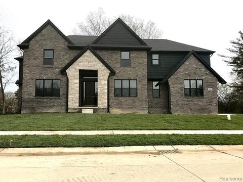 897 Kimberly, Troy, MI 48098