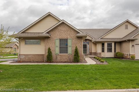6314 Northridge Woods Dr, Brighton, MI 48116