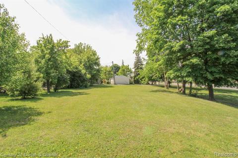 23351 Park St, Dearborn, MI 48124