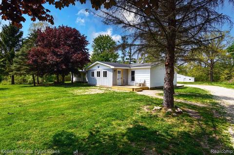 4745 Curtis Rd, Attica, MI 48412