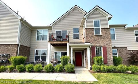 9788 Ridge Run St #65, Howell, MI 48855