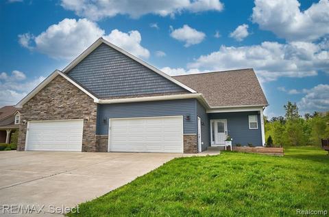 2376 Waterford Way, Davison, MI 48423