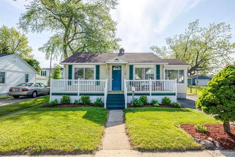 2020 Willow St, Port Huron, MI 48060