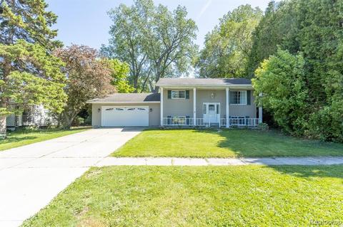 1226 Lynwood St, Marysville, MI 48040