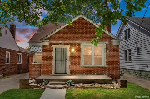 6851 Woodmont Ave, Detroit, MI 48228