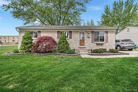7353 Lathers St, Westland, MI 48185