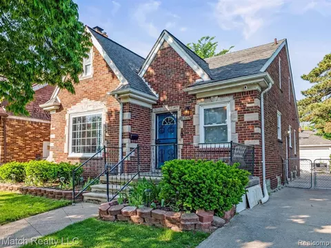 5742 Buckingham Ave, Detroit, MI 48224