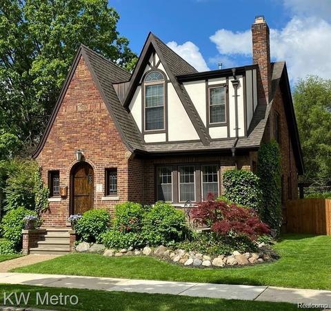 736 S Pleasant St, Royal Oak, MI 48067