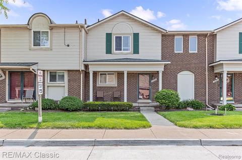 2059 W Franklin Dr, Canton, MI 48187