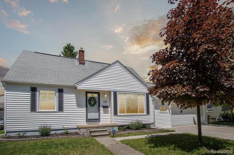 335 Walper Ave, Clawson, MI 48017