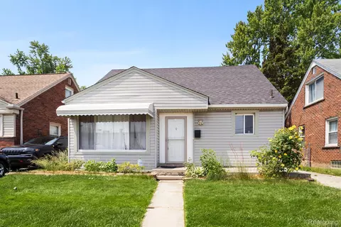 9583 Woodbine, Redford, MI 48239