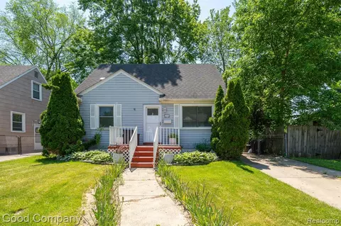 1488 Jewell St, Ferndale, MI 48220