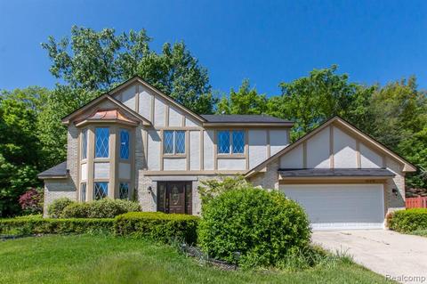 46418 Cider Mill Dr, Novi, MI 48374