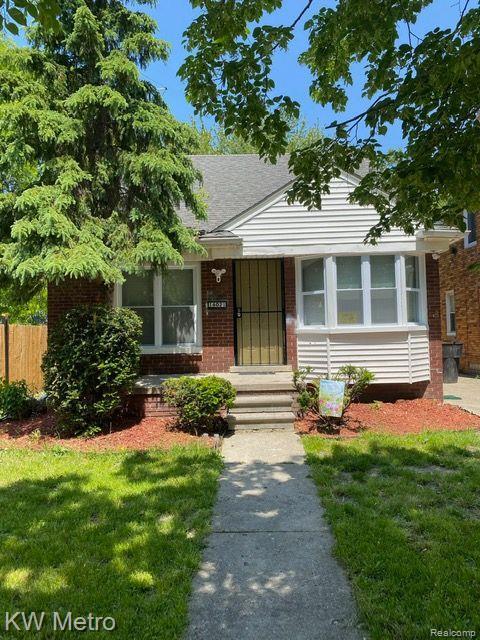 16021 Saratoga St, Detroit, MI 48205