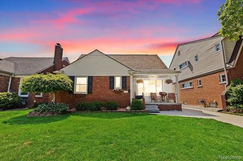 7870 Balfour Ave, Allen Park, MI 48101