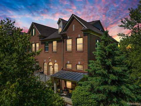 39790 Rockcrest Cir, Northville, MI 48168