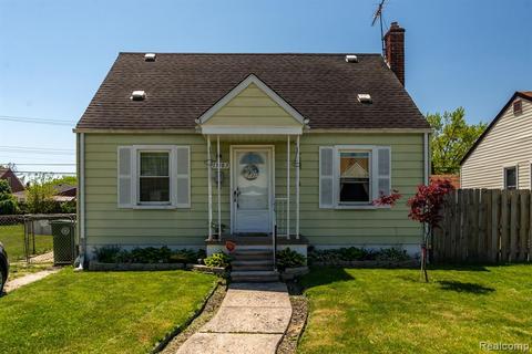 13183 Backus St, Southgate, MI 48195