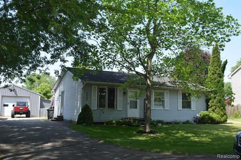 8459 Huron River Dr, Dexter, MI 48130