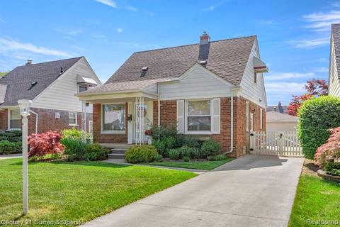 3307 Croissant St, Dearborn, MI 48124