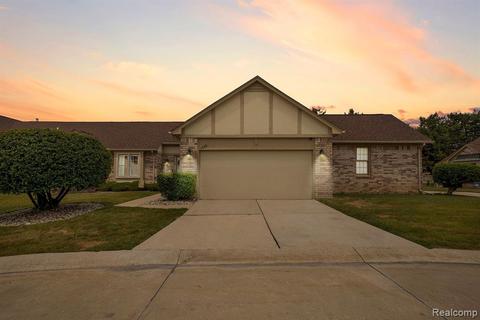 15481 Heather Ridge Trl, Clinton Township, MI 48038