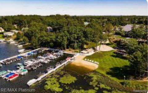 Unit 16 Marina, Brighton, MI 48116