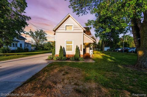59074 Romeo Plank Rd, Ray, MI 48096