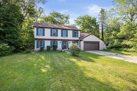 25115 Appleton Dr, Farmington Hills, MI 48336