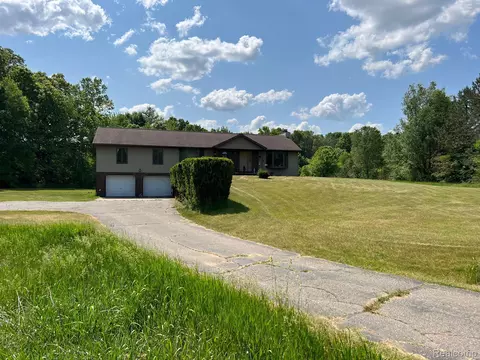 1460 Old Mill Rd, Mayfield, MI 48446