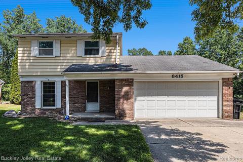 8415 Rickett Rd, Brighton, MI 48116