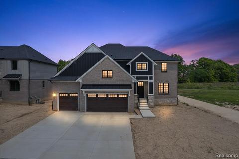 45094 Twin Rivers Dr, Macomb, MI 48044