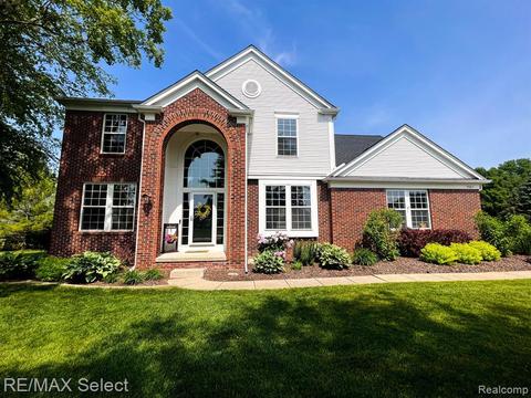 9007 Newcastle, Grand Blanc, MI 48439