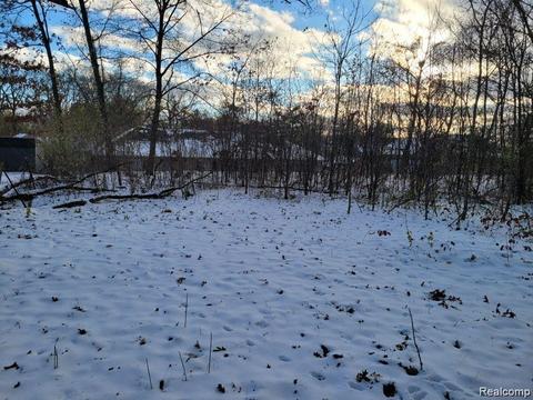 529 Mulder St, Muskegon, MI 49442
