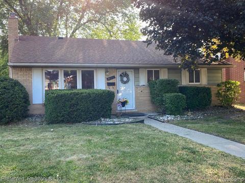 8145 Donna St, Westland, MI 48185