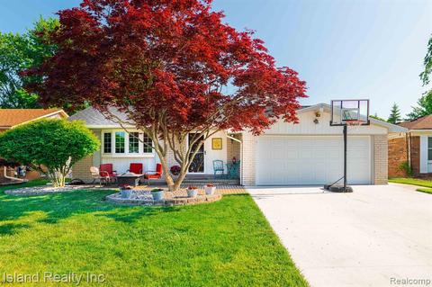 20317 Churchill Ave, Brownstown, MI 48183