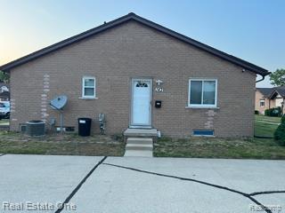 8401 18 Mile Rd #143, Sterling Heights, MI 48313